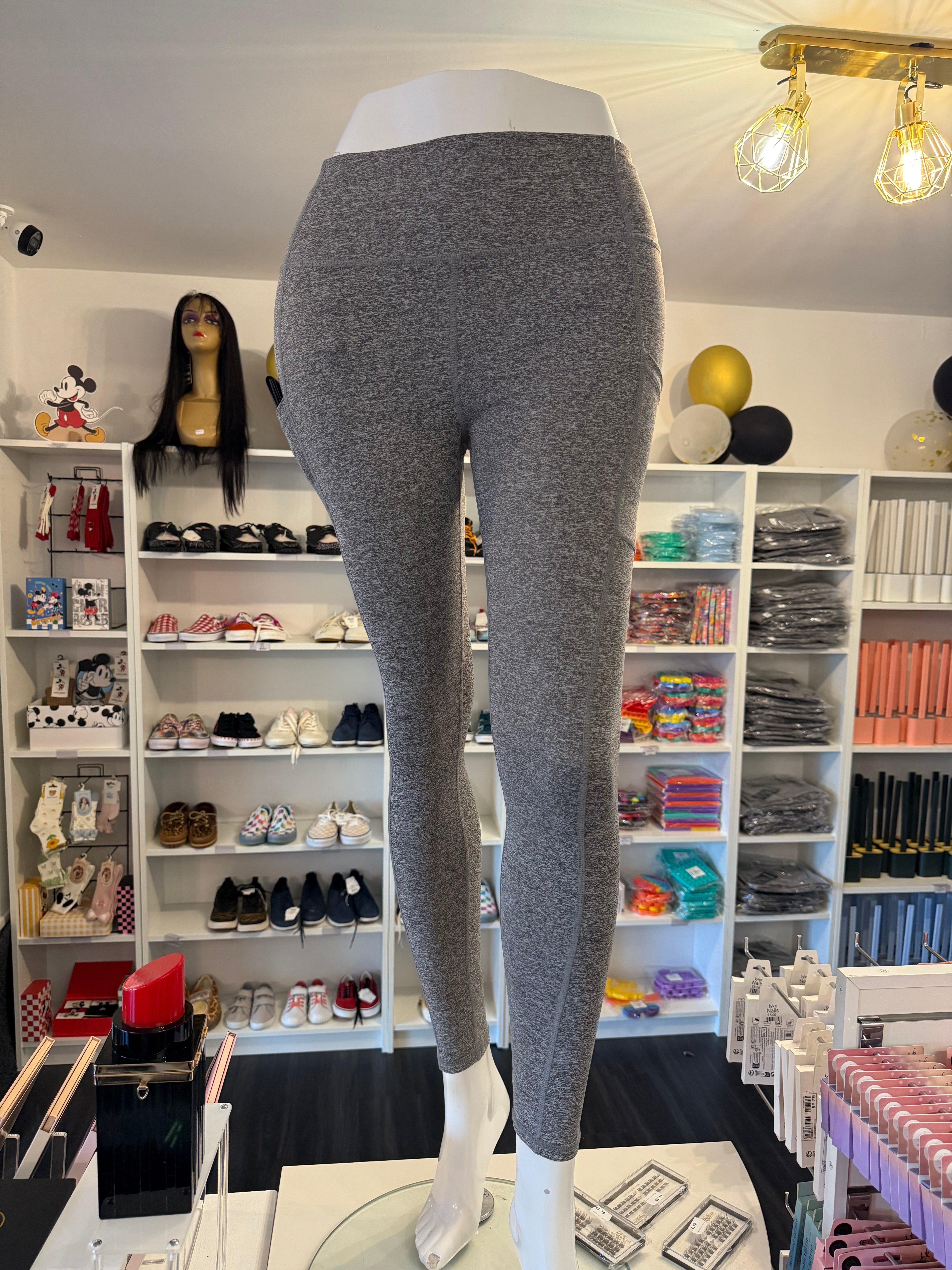 IYKE  Women's Leggings Yoga Pants, with 2 side pockets, High Waist Tummy Control Stretch Slim Leggings.