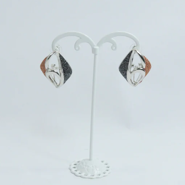 Eye Shape Two Tone Earring