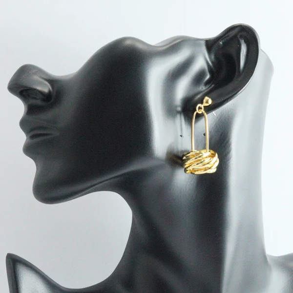 Twirl Droplet Earring