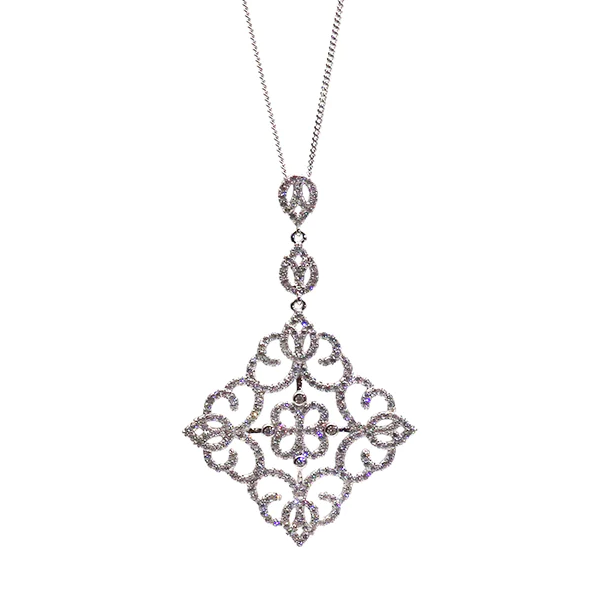 VIEON Damask Shape Necklace with Pendant