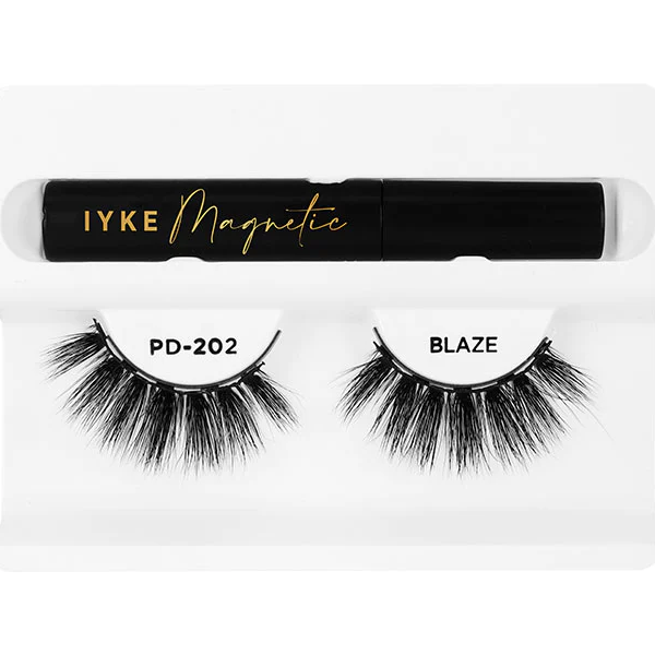 BLAZE MAGNETIC REUSABLE FALSE LASHES WITH EYELINER